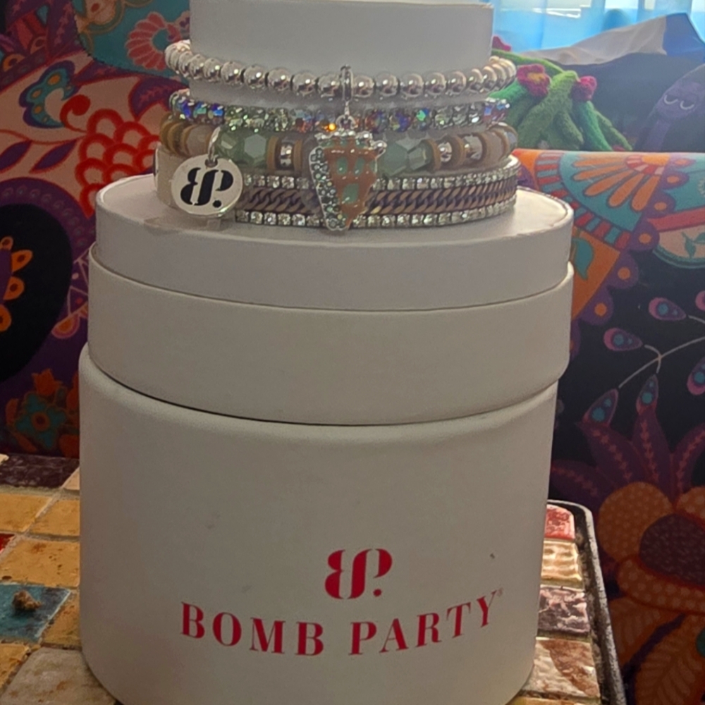 Bomb Party Silver and Green Bracelet Set
